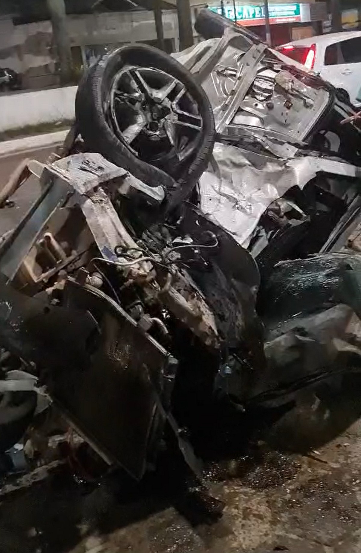 G1 - Óleo na RJ-106 causa acidente na cidade de Maricá, RJ - notícias em  Serra, Lagos e Norte do RJ
