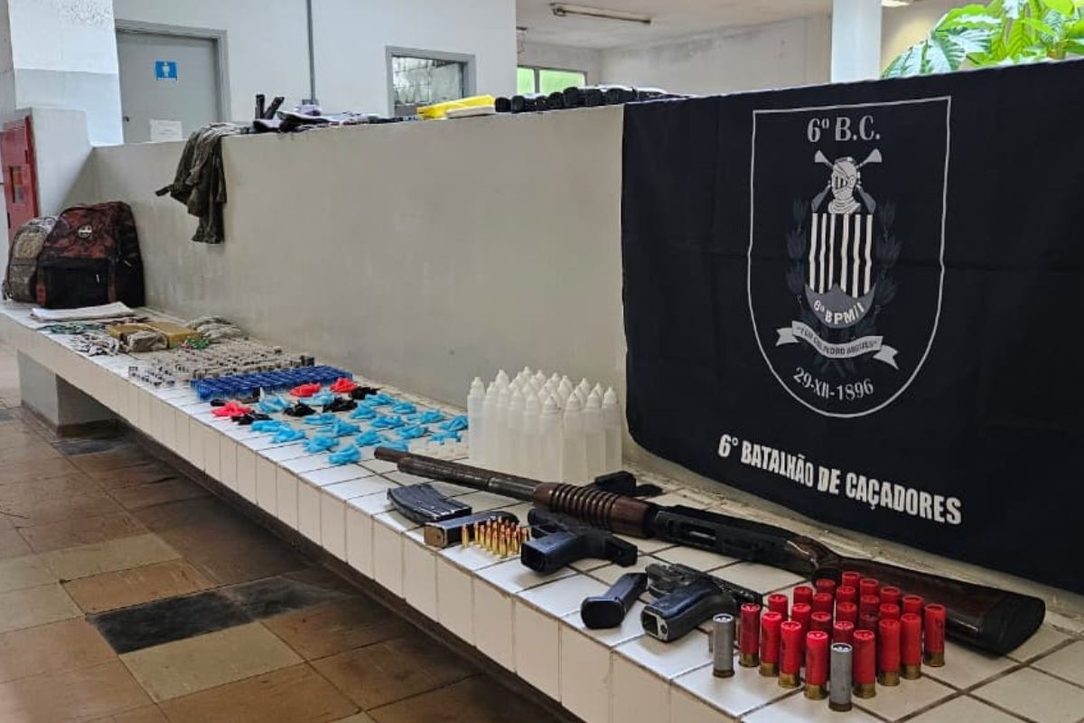 Trio morre após troca de tiros com policiais no morro do Tetéu, em Santos; VÍDEO