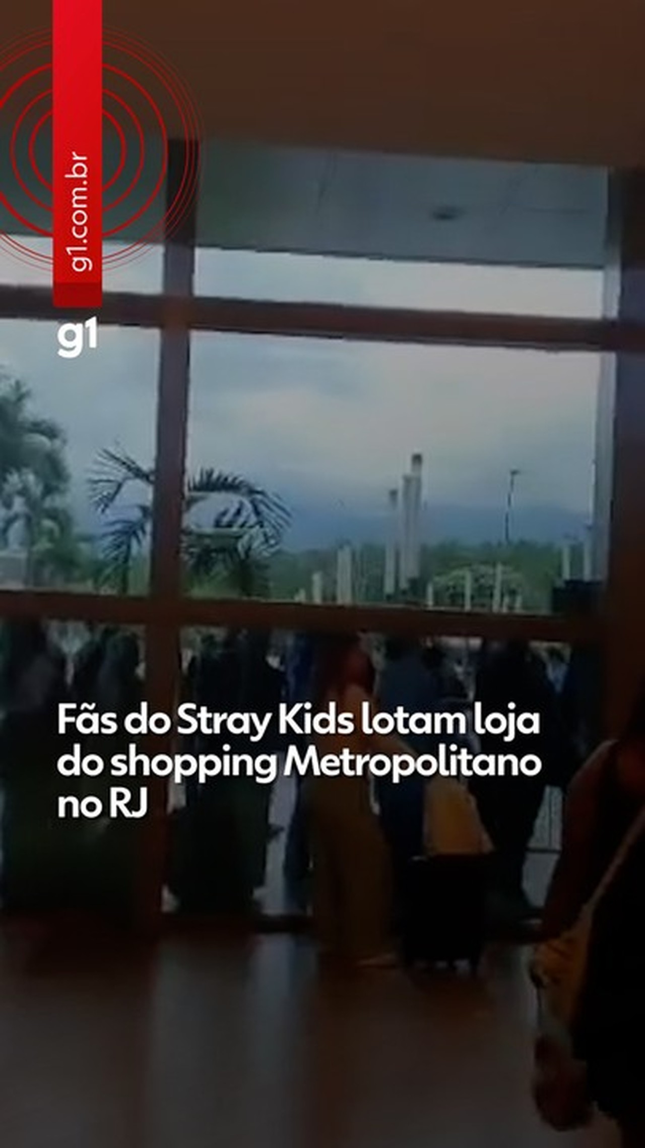 Fãs do Stray Kids lotam loja da banda na Barra às vésperas de show no Rock in Rio