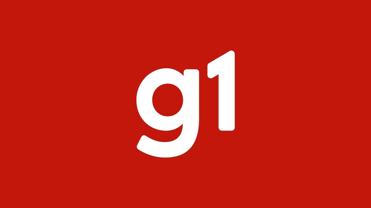 Deputado Glauber Braga ocupa mesa da Câmara; seguranças esvaziam plenário e TV Câmara desliga sinal