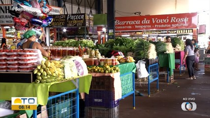 Feirantes mantêm rotina na 304 Sul durante o feriado