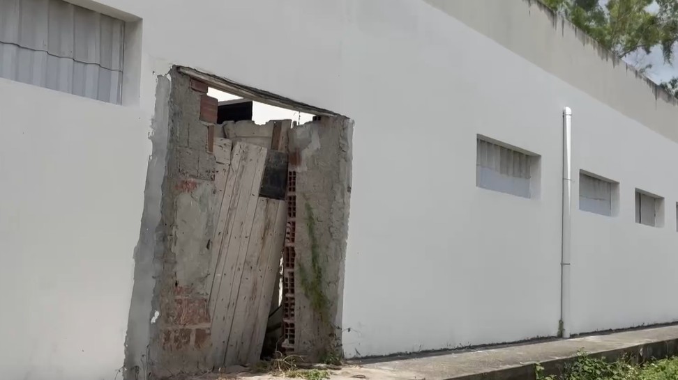 Obras Inacabadas: unidades de saúde de Bayeux e Santa Rita não entregues deixam moradores com dificuldades no atendimento médico