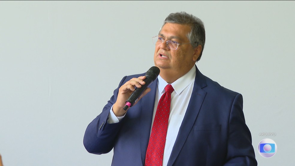 Flávio Dino, do STF, suspende pagamento de mais de R$ 4 bilhões em emendas parlamentares por suspeita de irregularidades — Foto: Jornal Nacional/ Reprodução