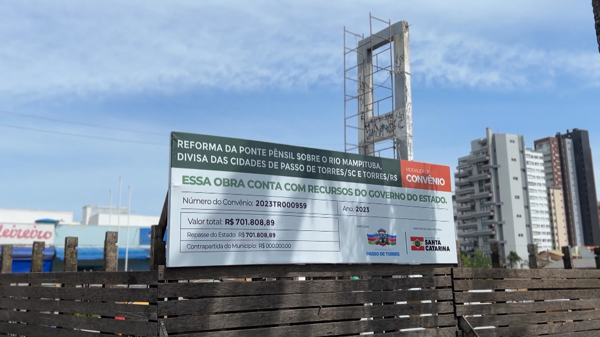 Prometida para antes do Natal, ponte pênsil em Torres está com obra parada e prazo de entrega passa para abril