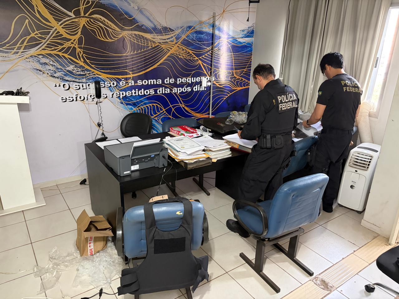 PF faz operação contra emissão de diplomas falsos