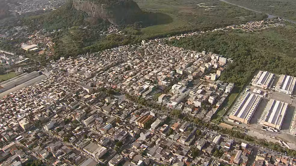 Comunidade Gardênia Azul, Jacarepaguá — Foto: Reprodução/TV Globo