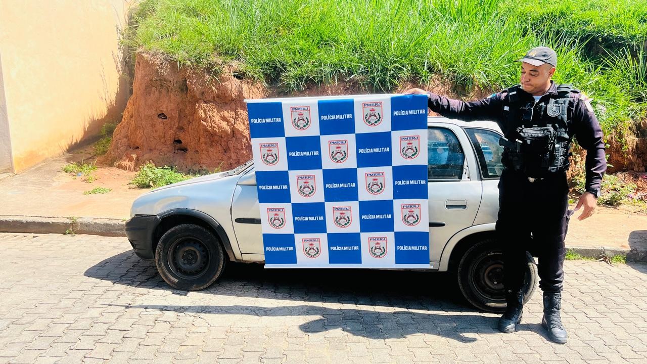 Funcionário é investigado por suspeita de furtar carro do patrão e capotar em Rio das Flores