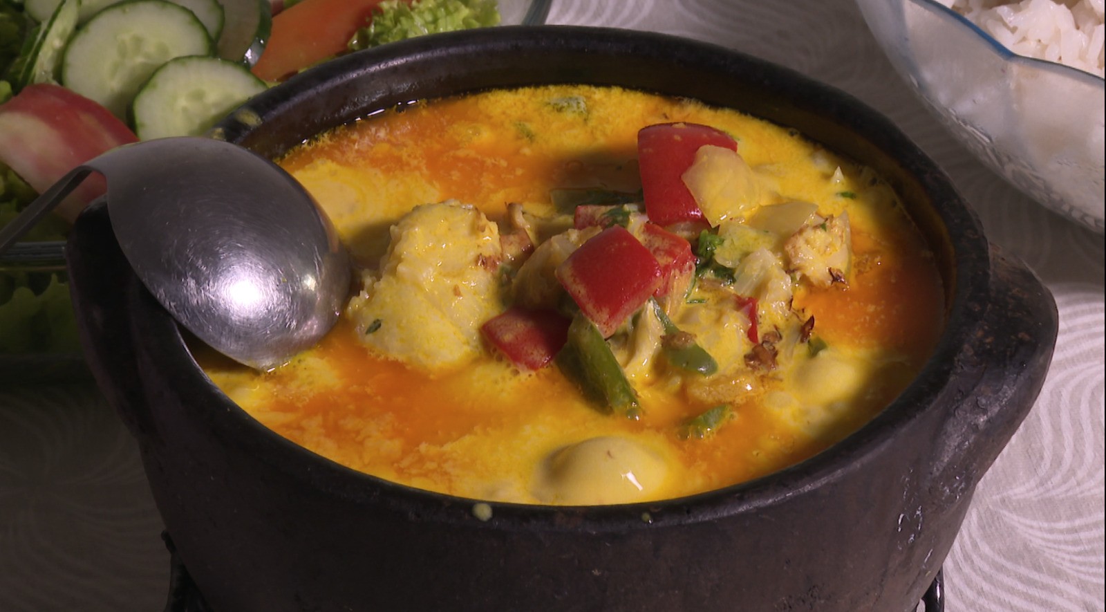 Moqueca de peixe: aprenda o passo a passo de uma receita fácil e suculenta