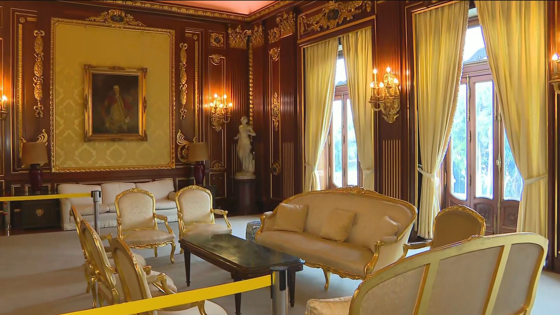 Palácio das Laranjeiras reabre para visitação no Rio e recebe alunos da rede pública