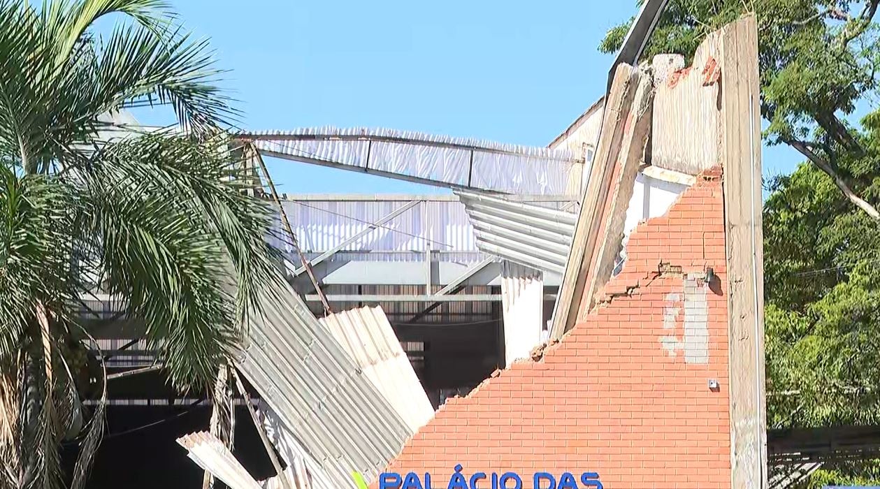 Desabamento com morte durante temporal em Franca: fotos detalham danos em galpão de antiga fábrica
