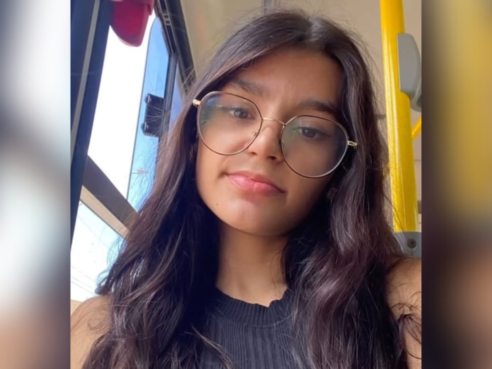 Passageira de moto morre após ser atingida por carro conduzido por adolescente de 12 anos — Foto: Reprodução