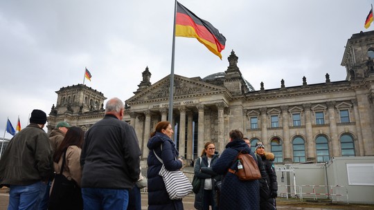 Alemães vão às urnas para renovar o Parlamento - Foto: (Fabrizio Bensch/Reuters)