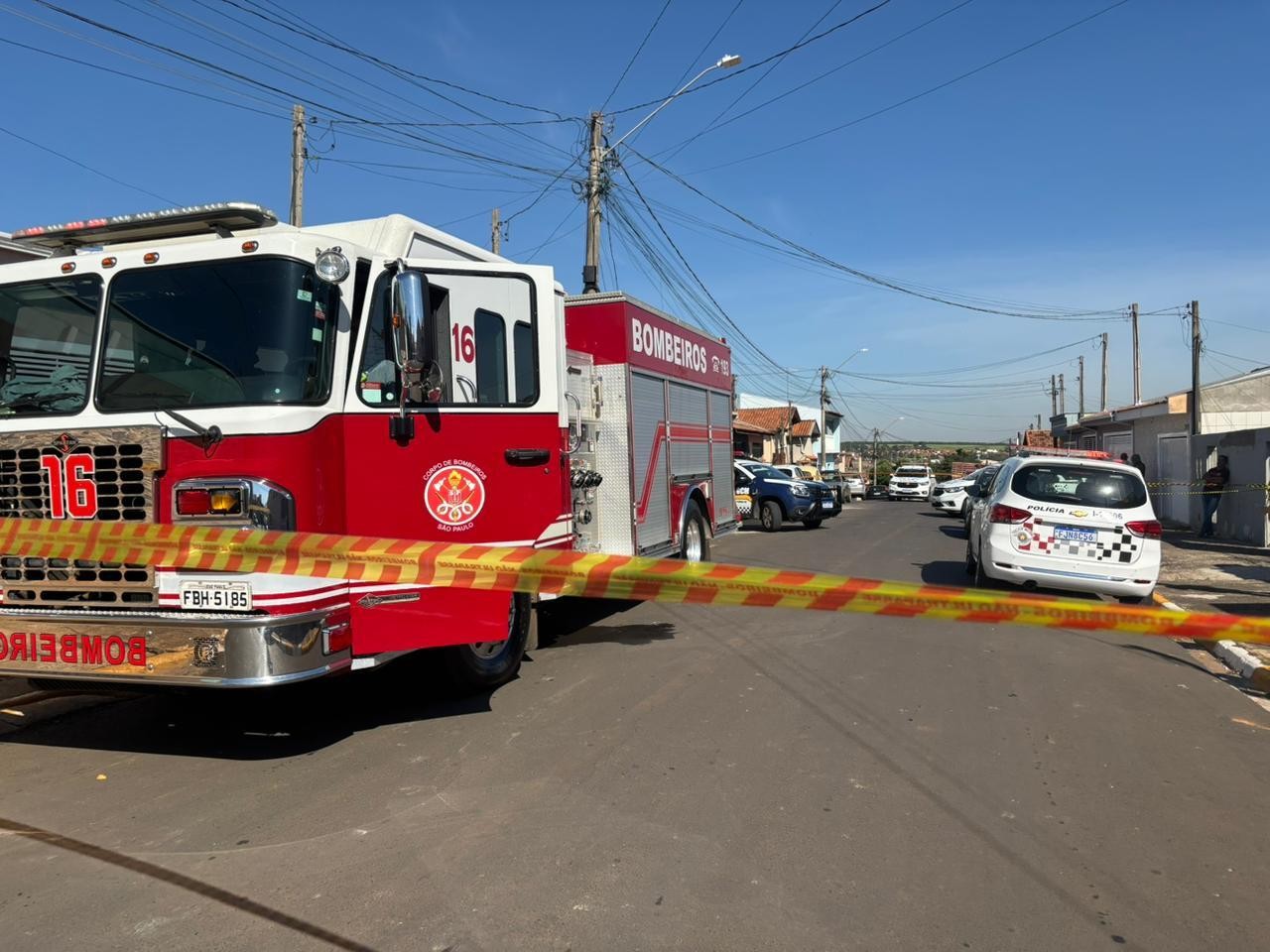 Mãe e filha morrem após incêndio atingir residência em Rio das Pedras