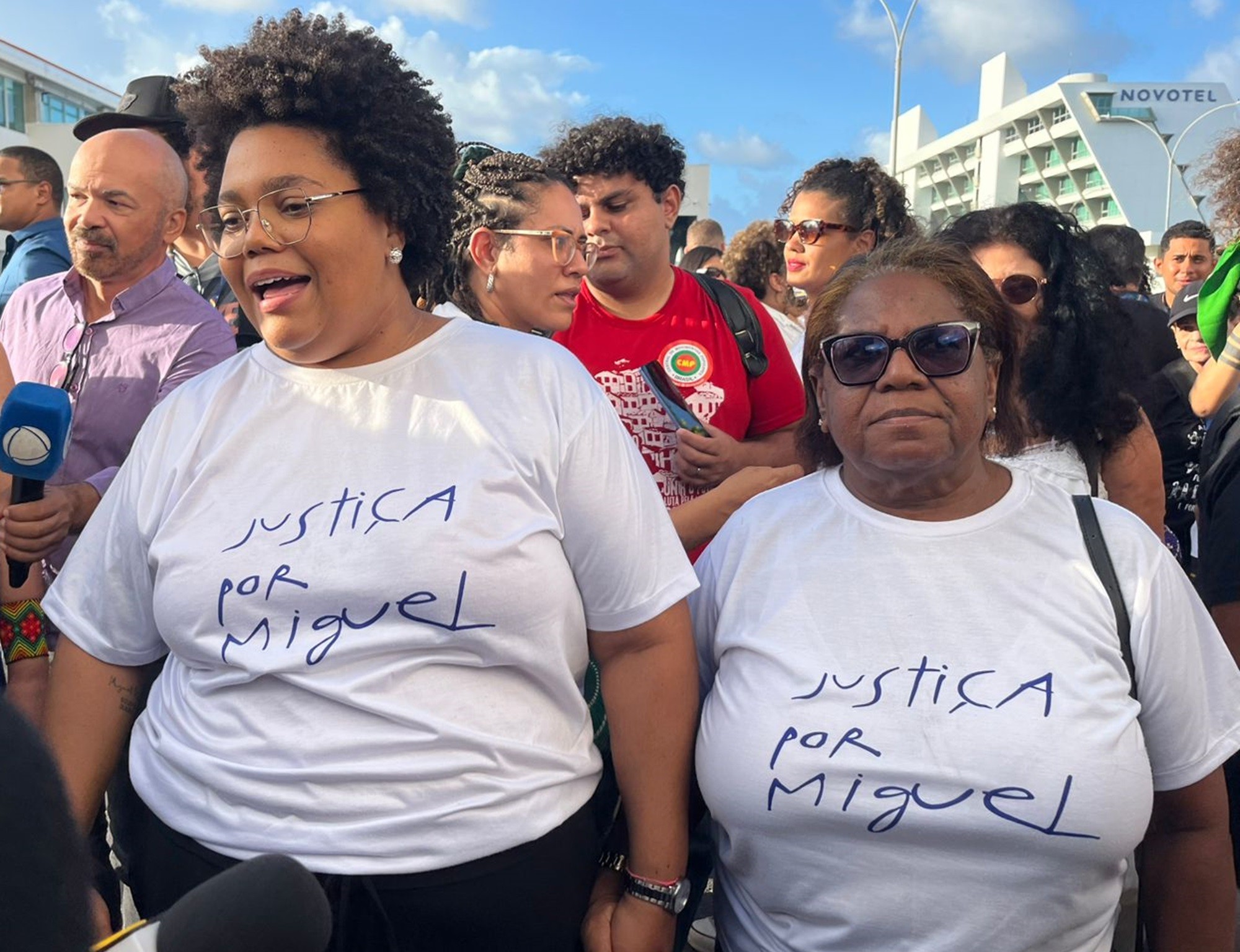 Ato marca 5 anos da morte do menino Miguel e pede resolução do caso no TJPE: 'Se fosse o contrário, caso já estaria resolvido', diz mãe