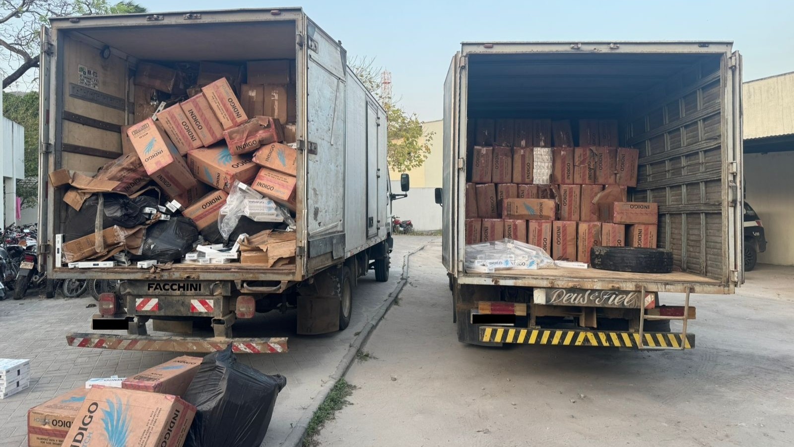 Carga com 400 mil carteiras de cigarros contrabandeados é apreendida pela polícia no Ceará