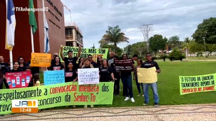 Aprovados em concurso da educação de Palmas em 2023 fazem manifestação