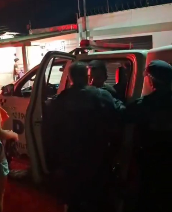 Policial penal é preso em flagrante por disparo de arma de fogo e resistência à PM em Castanhal, no PA