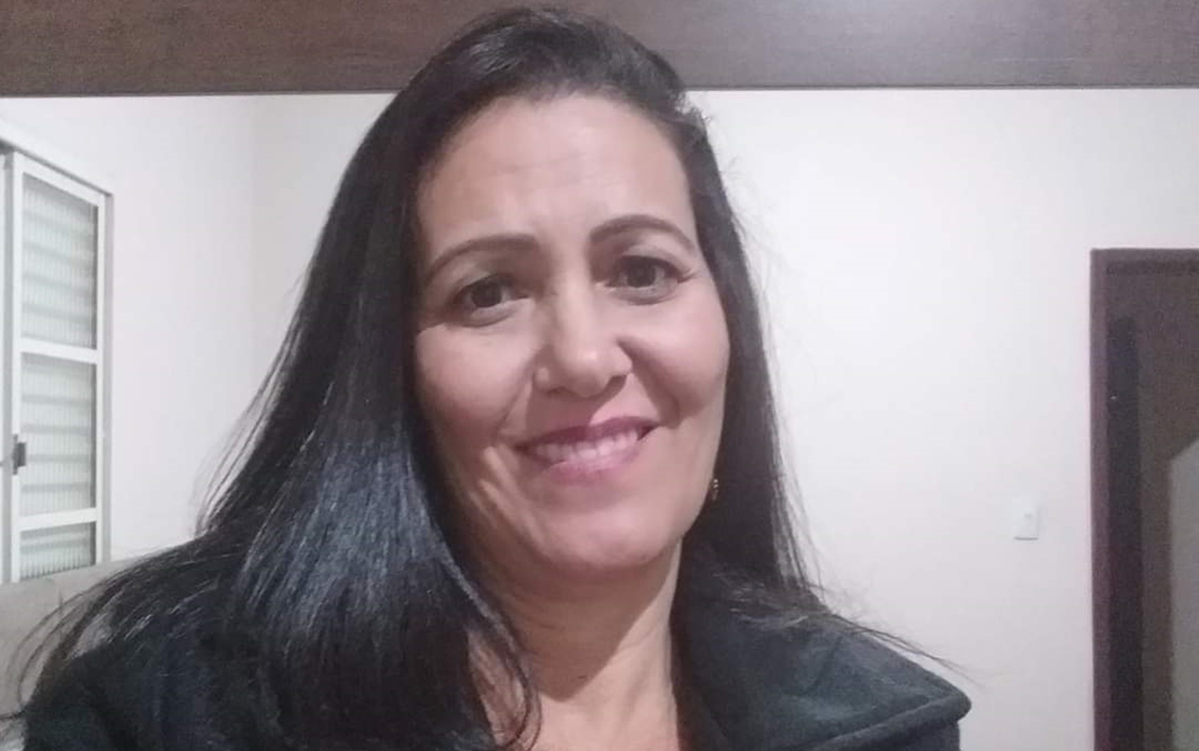 Mulher é morta a facadas pelo ex-companheiro em Três Corações; suspeito se entregou após o crime