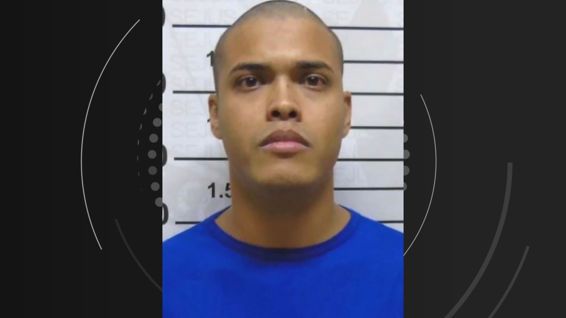 Homem é morto com tiro na nuca em bar lotado na Serra e mulher fica ferida; câmeras registraram crime