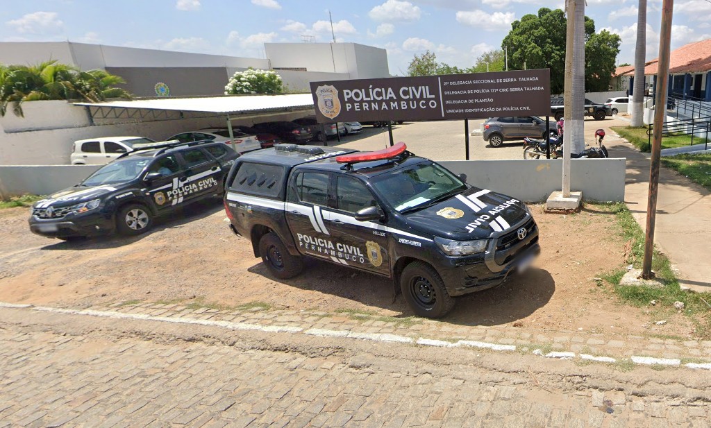 Homem é preso após agredir companheira com mordidas por causa de R$ 30 em Serra Talhada
