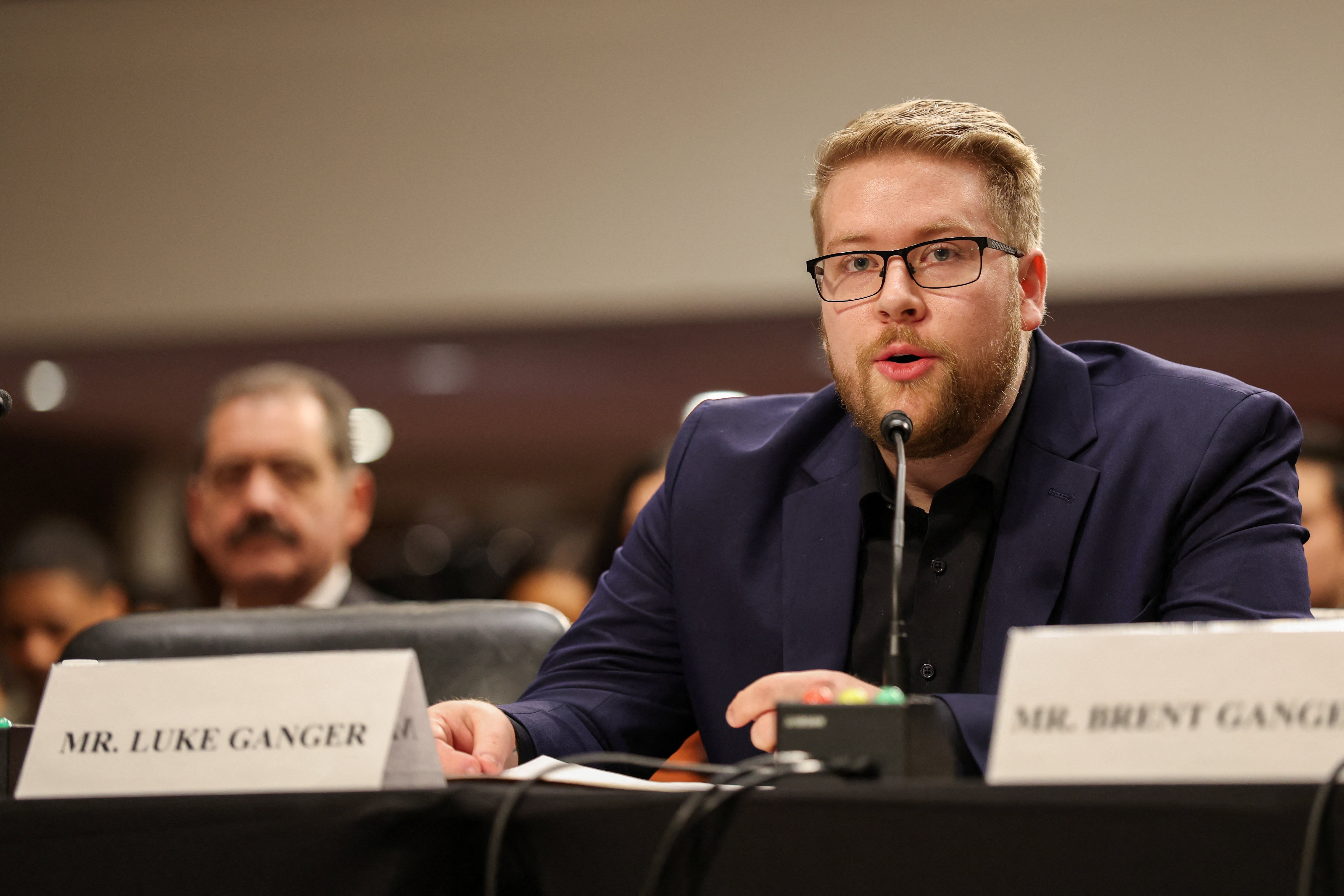 'Nada mudou após morte da minha irmã pelo ICE', diz irmão de vítima em testemunho ao Congresso