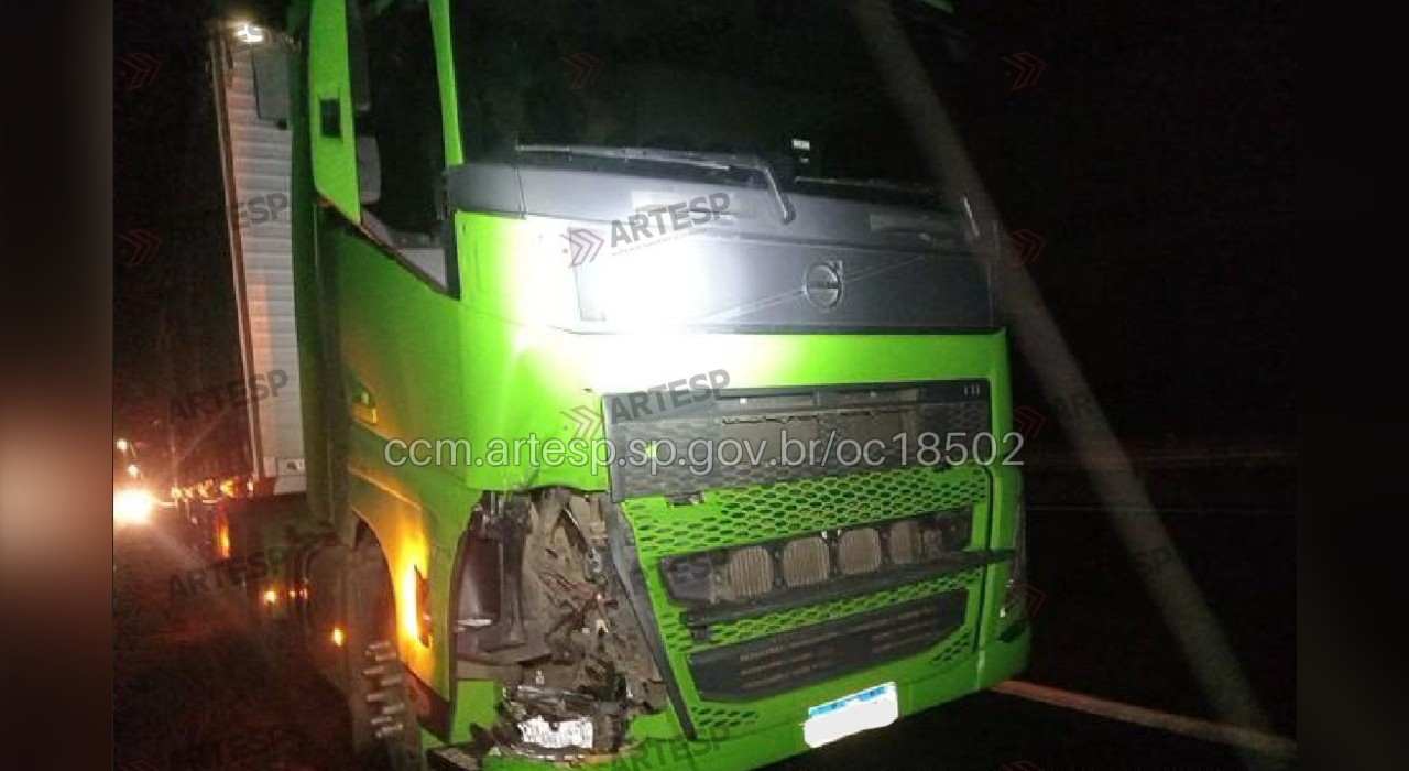 Pedestre morre após ser atropelado por carreta na Rodovia Raposo Tavares em Araçoiaba da Serra