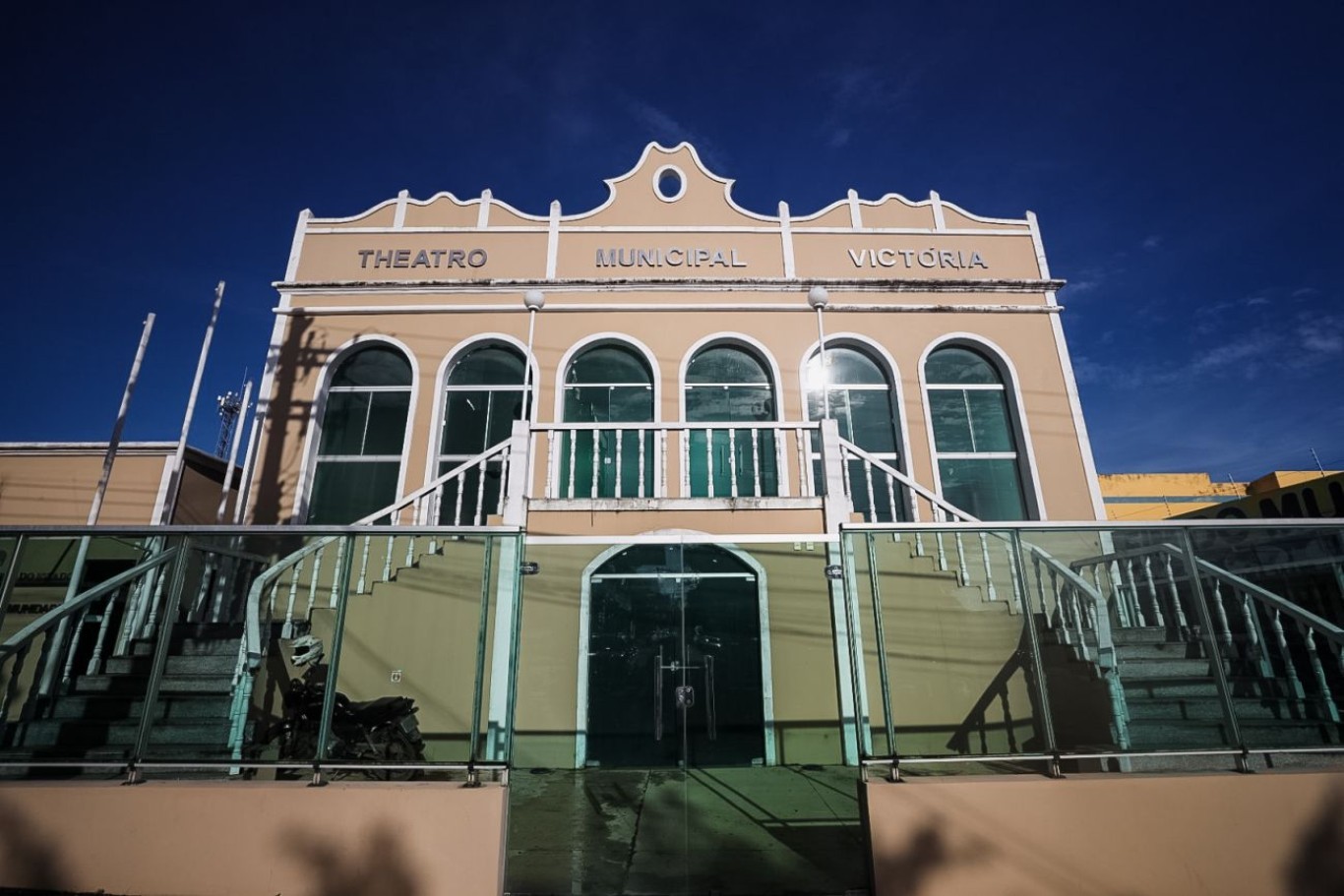 Após reforma, Theatro Victória é reaberto para atividades culturais em Santarém