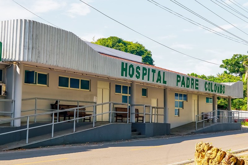 Homens invadem hospital com facas e geram pânico no interior do Amazonas