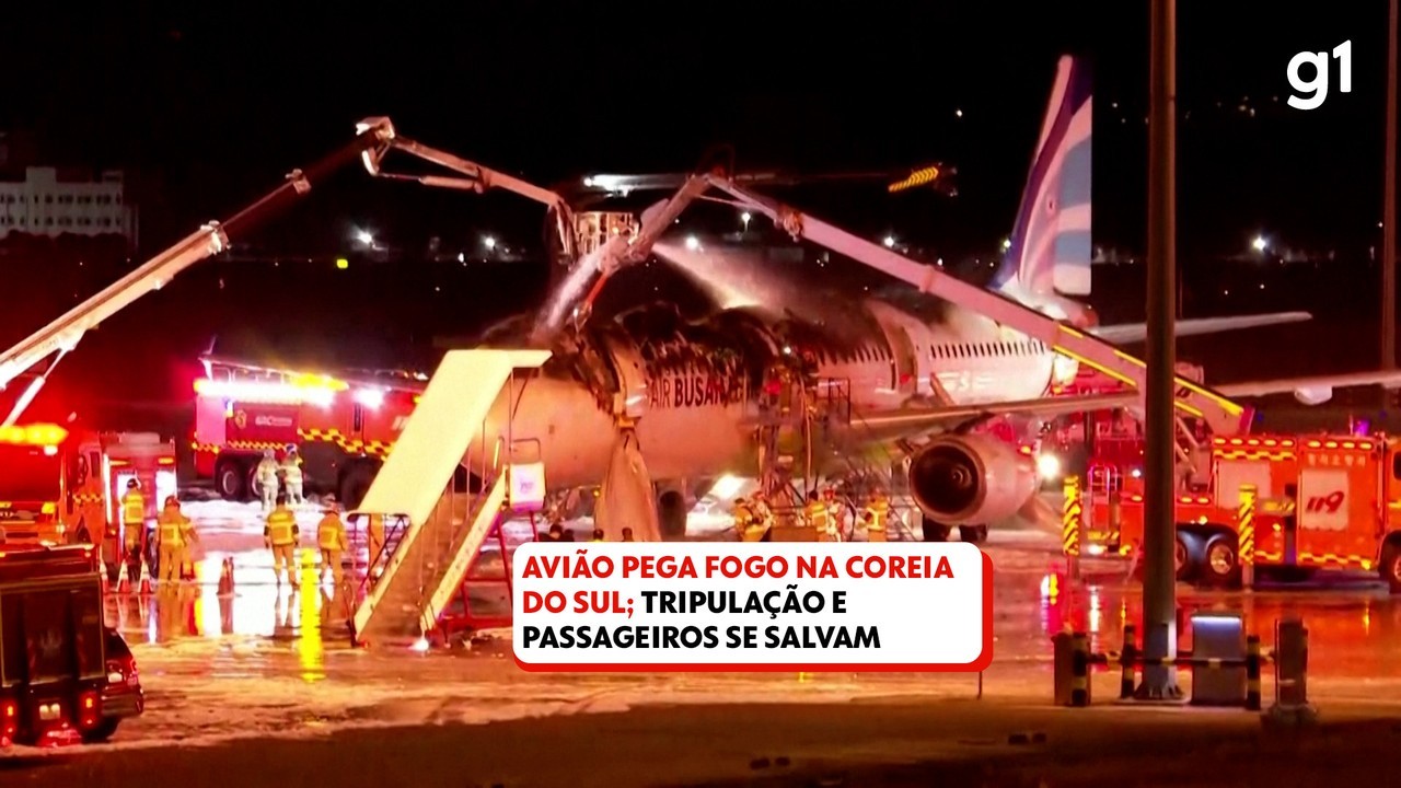 Avião pega fogo na Coreia do Sul, mas passageiros e tripulação conseguem se salvar; FOTOS