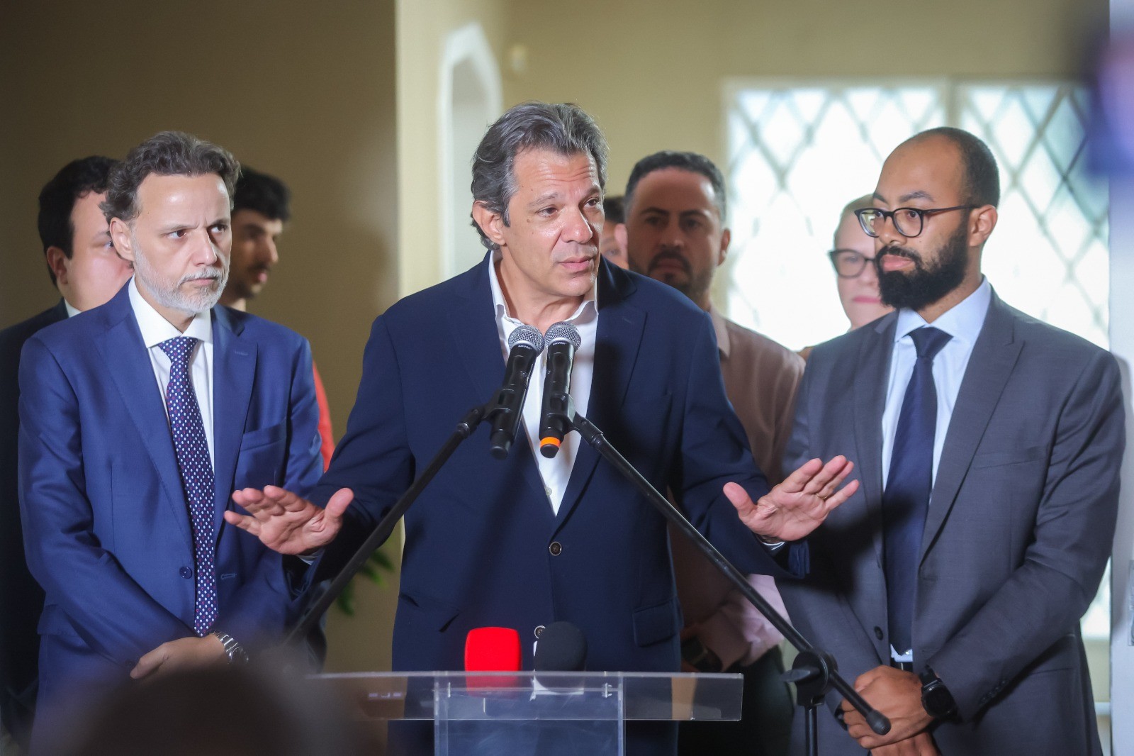 MPF arquiva investigação eleitoral sobre abordagem a motorista de Haddad, mas caso segue sendo investigado na Polícia Civil