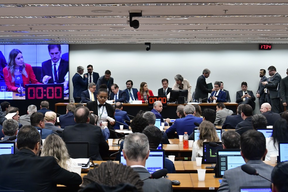 Comissão Mista de Planos, Orçamentos Públicos e Fiscalização (CMO) realiza reunião nesta quinta (21) — Foto: Waldemir Barreto/Agência Senado
