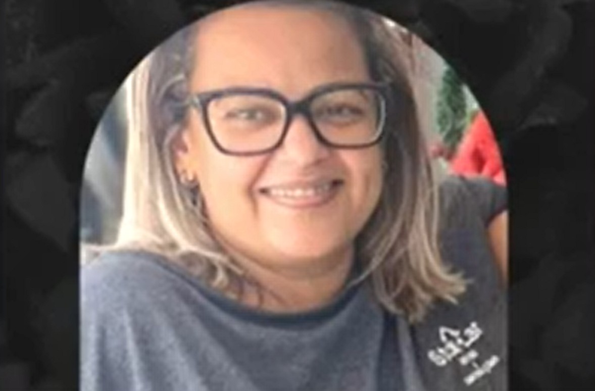 Mulher morre após sair da pista e bater em carreta estacionada na RJ-106, em Saquarema