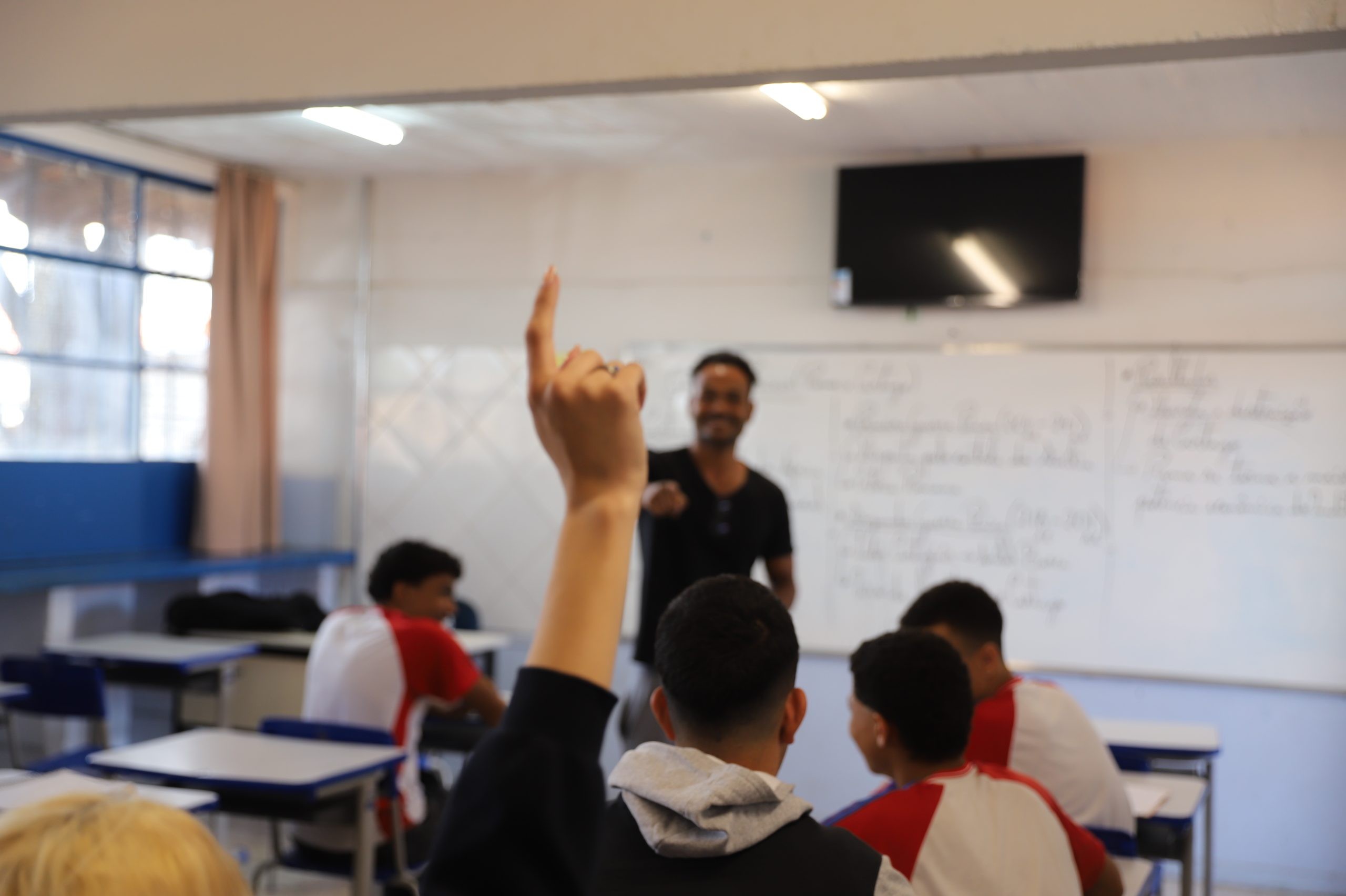 Saiba quais são as escolas de Uberaba e Patos de Minas selecionadas para o Minas Bilíngue