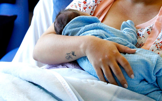 Licença-maternidade: autônomas terão benefício com apenas uma contribuição ao INSS; entenda