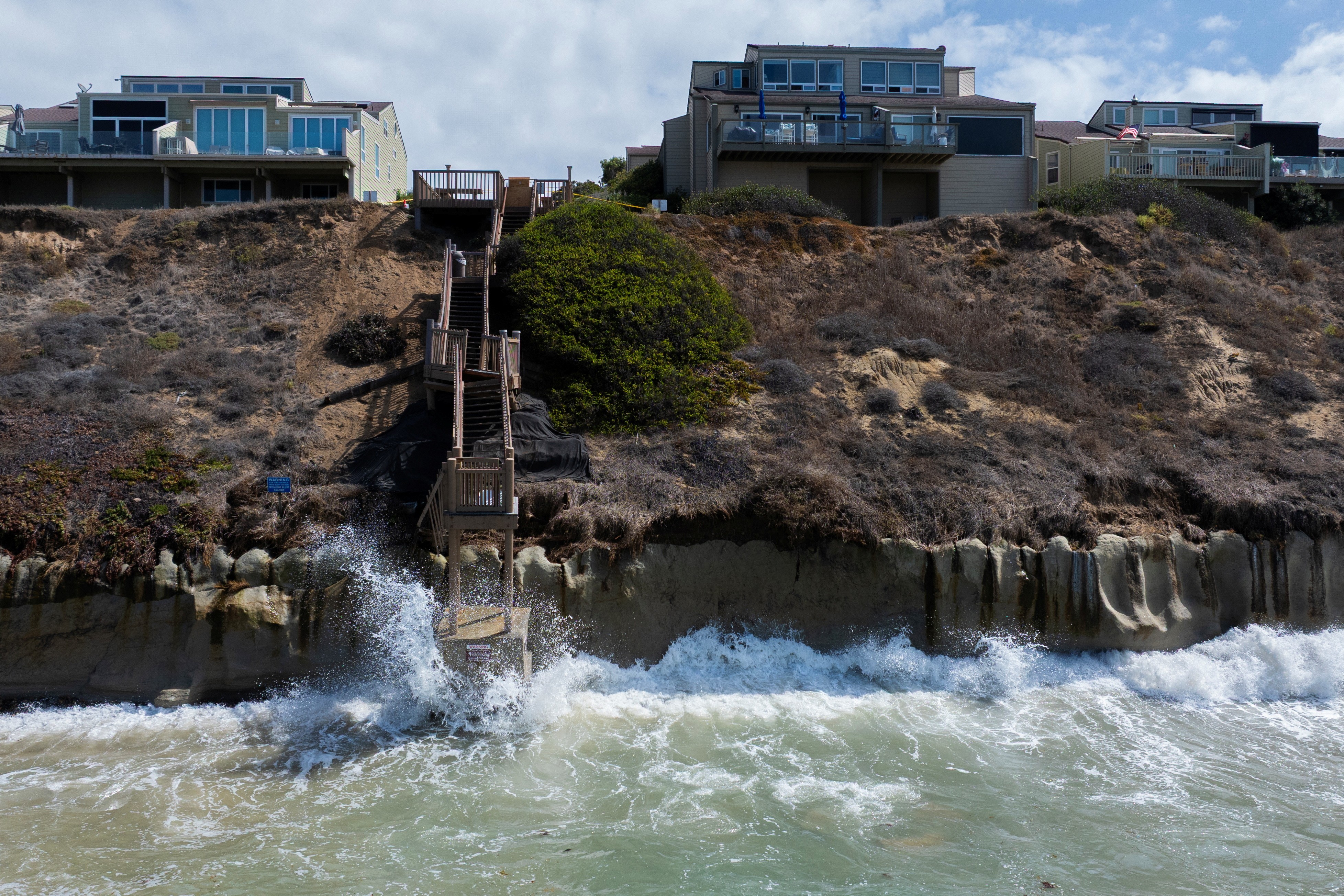 Elevação do nível do mar destrói casas e apaga praias na Califórnia; o pior está por vir?