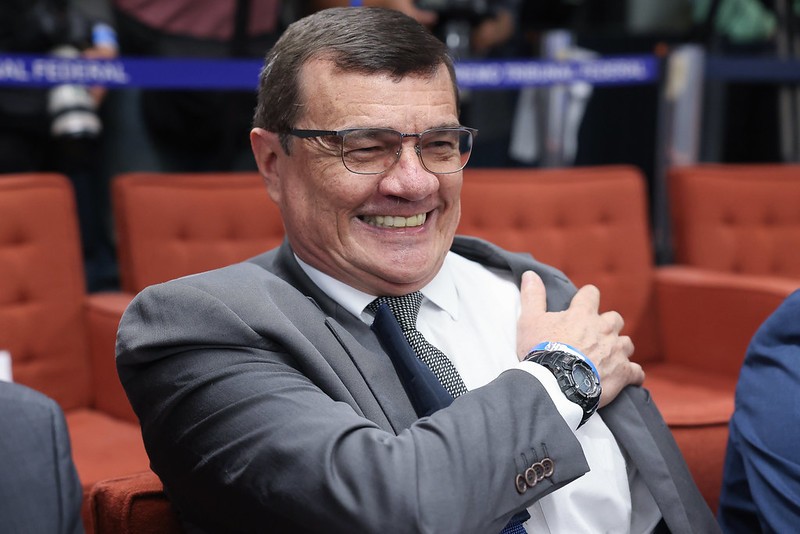 Único réu presente na abertura do julgamento, general Paulo Sérgio conta com dúvida de ministros