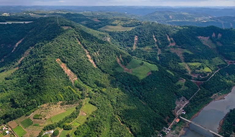 Deslizamentos de terra na enchente de 2024 no RS foram 'maior evento de movimentos de massa' da história no Brasil, aponta estudo