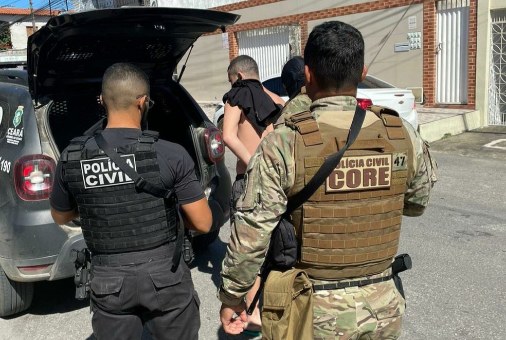 Suspeito de tentar matar policiais durante ocorrência em Itapipoca foi preso em Fortaleza. — Foto: Polícia Civil/ Divulgação