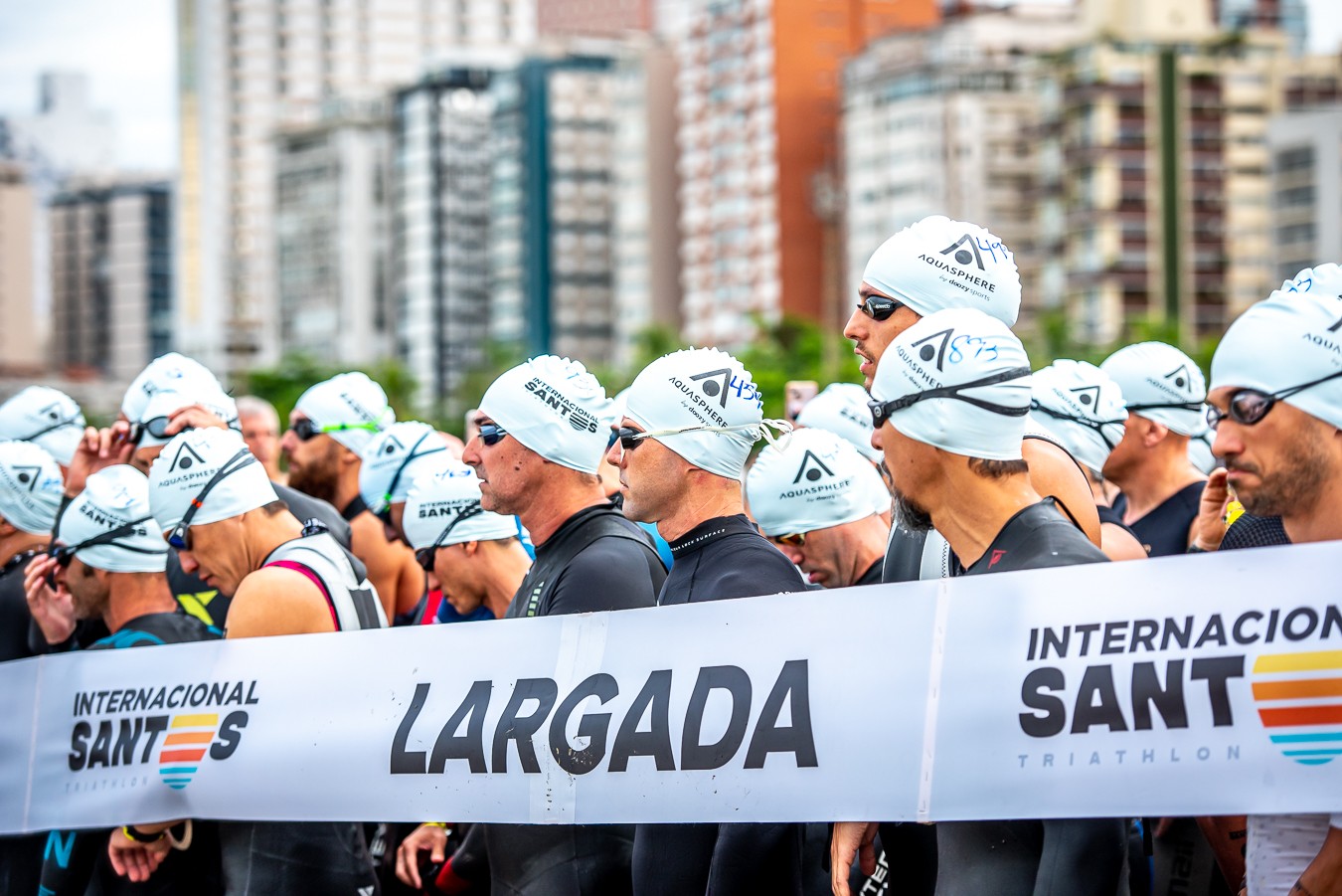 Prova Internacional de Triathlon altera trânsito em Santos, SP; entenda