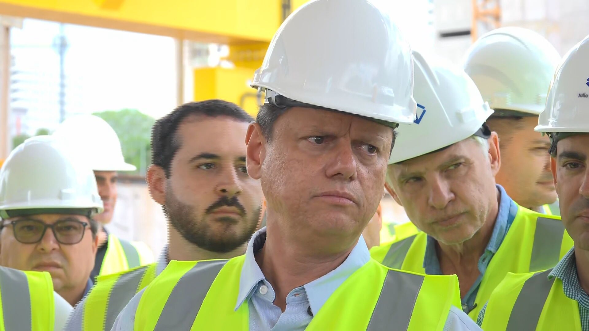 'A gente vê necessidade de rever procedimentos', diz Tarcísio após três pessoas em surto serem mortas pela PM em SP