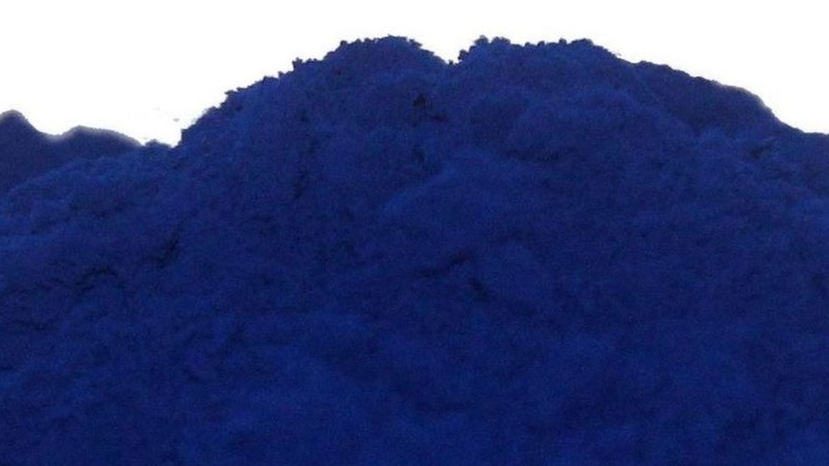 O lendário azul da Prússia, cor que pode salvar ou tirar vidas | Moda e ...