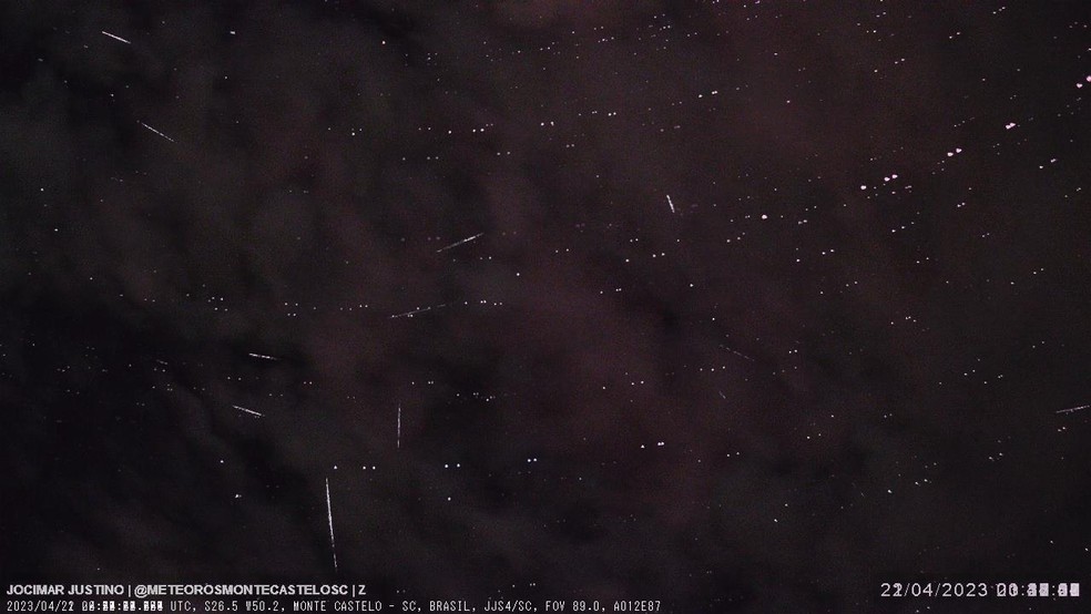 Chuva de meteoros de poeira de cometa será visível a olho nu a partir do fim de semana em SC — Foto: Jocimar Justino/Bramon