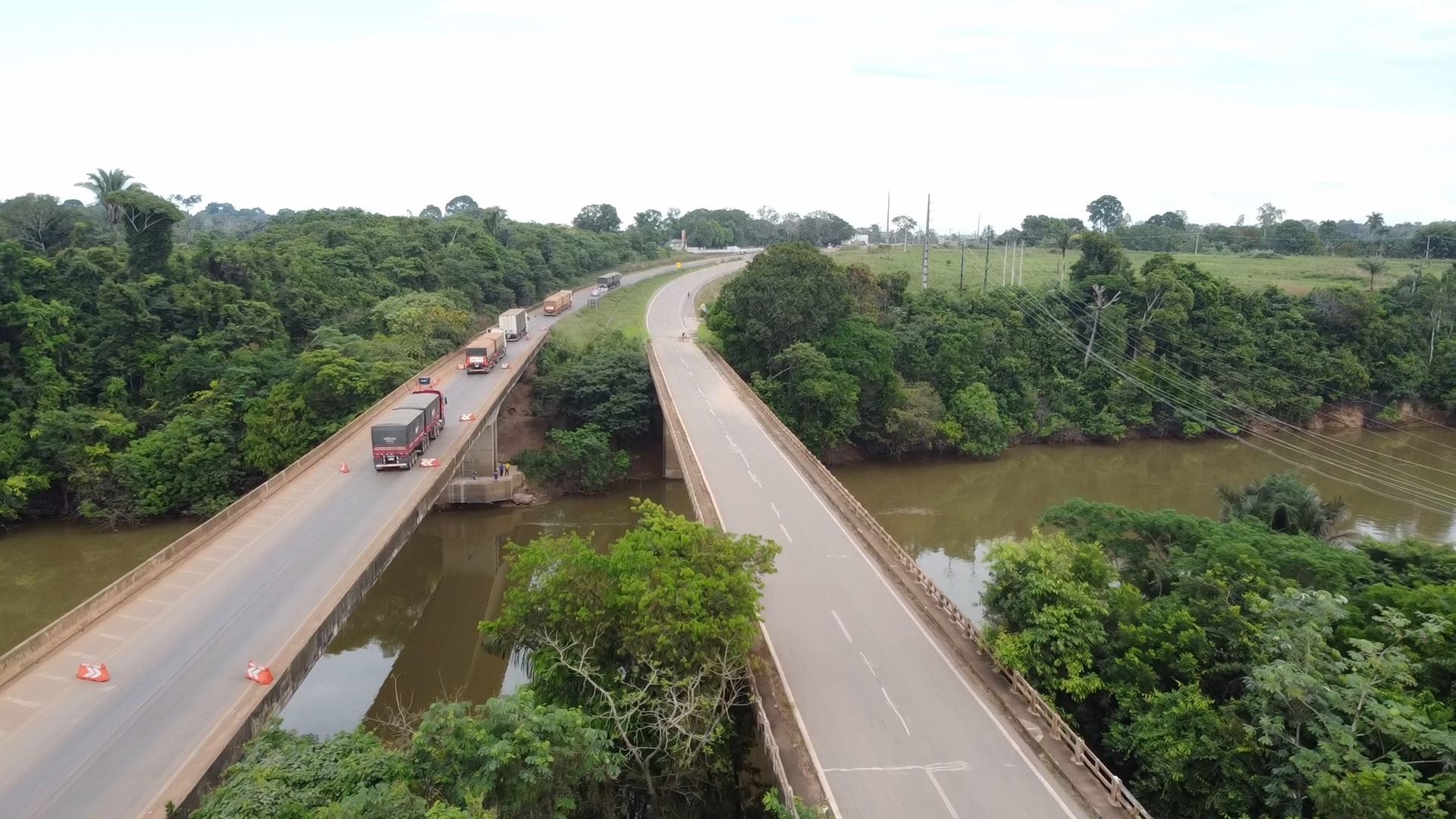 Edição especial do JRO1 é transmitida diretamente da ponte interditada sobre o rio Candeias