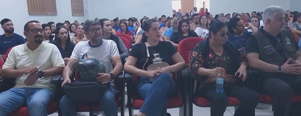 Agentes de saúde são preparados para lidarem com a Doença de Chagas — Foto: Rede Amazônica/Mazinho Rogério