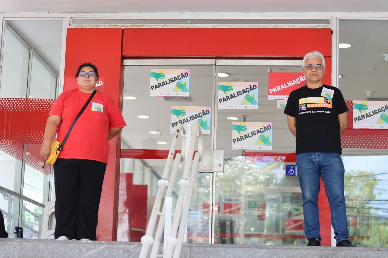 Bancários de PE aderem à paralisação nacional de 24 horas; mais de 80 agências tiveram serviços suspensos