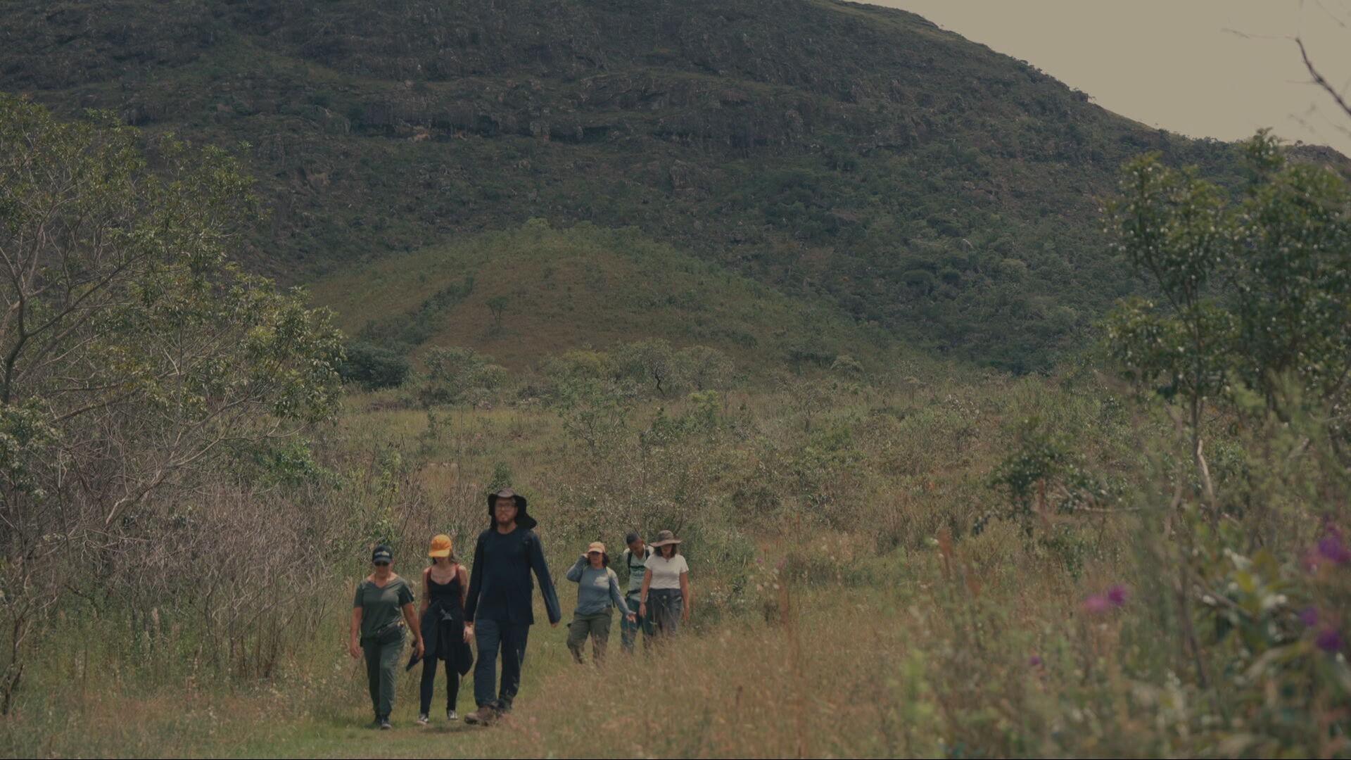 Trilhas em Tiradentes levam a cachoeiras e antigos caminhos da exploração do ouro; veja como visitar