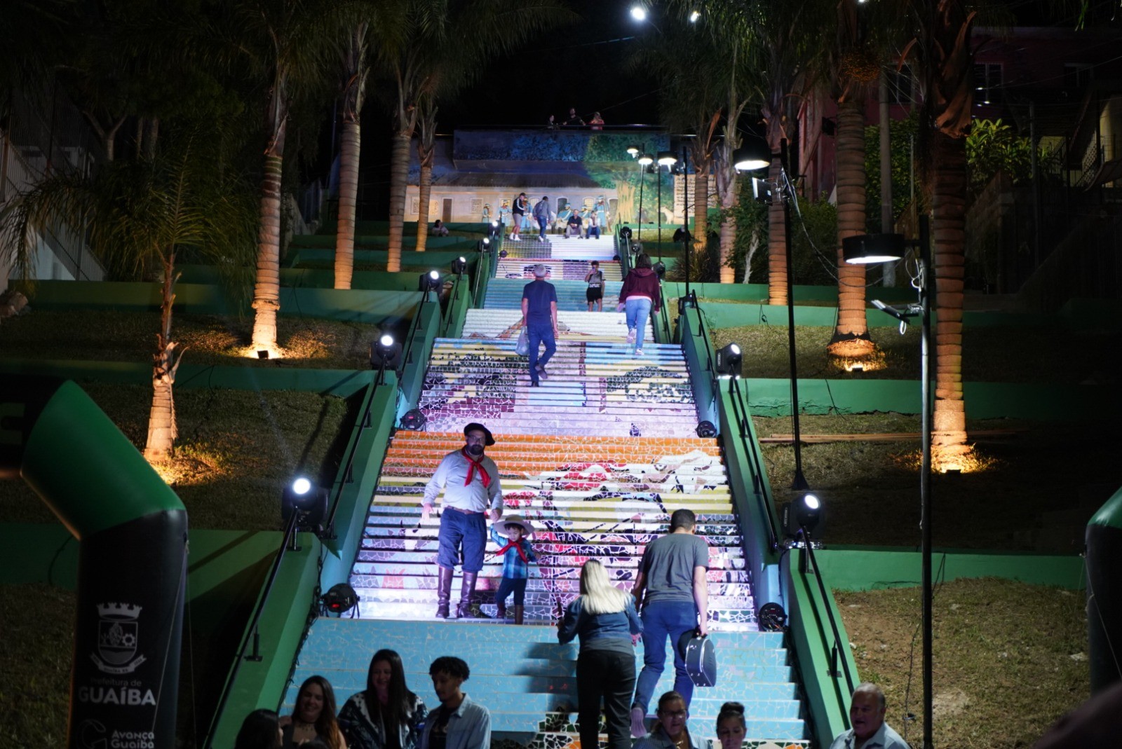 Segunda maior do Brasil, escadaria de Guaíba retrata história da Guerra dos Farrapos