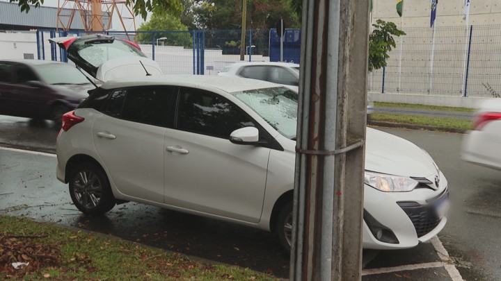 Motoristas são presos por transporte clandestino de passageiros no aeroporto de Curitiba