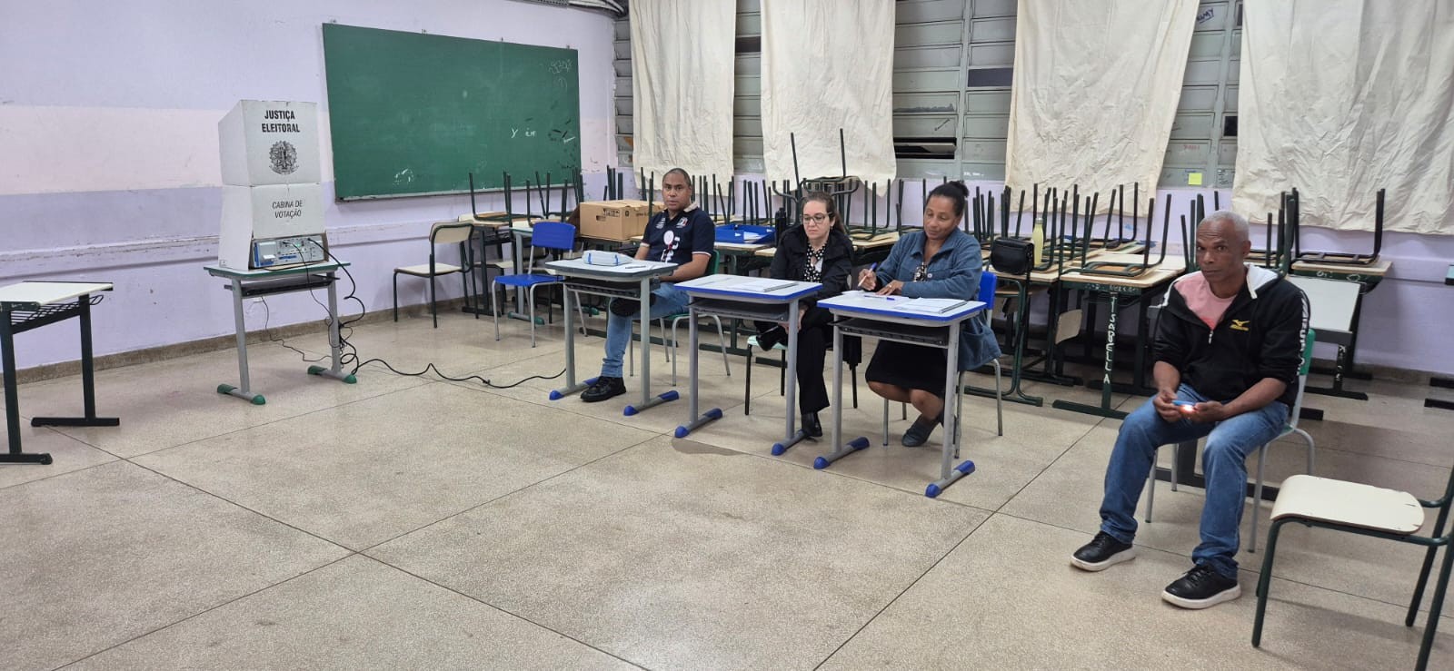 Taxa de abstenções, brancos e nulos soma 21,84% e chega à mínima histórica