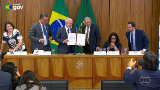 Governo federal anuncia R$ 15 bilhões para reconstrução de empresas no Rio Grande do Sul - Programa: Jornal Nacional 
